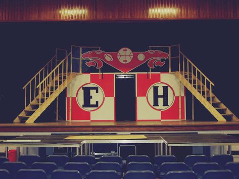 Musical Set Design, Fame Ideas, Drama Stage, High School Musical 2, Disney High Schools, Heathers The Musical, Set Design Theatre, Stage Set Design, East Yorkshire