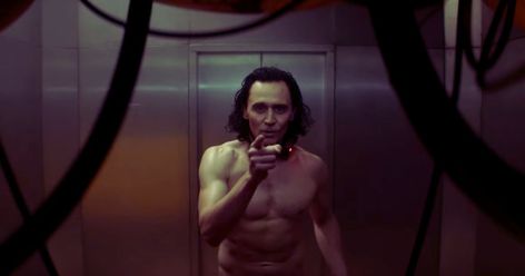 Loki Season 2 outtakes have Tom Hiddleston’s funny side shining with mischievous glee. Loki Thor 2, Tom Hiddleston Dancing, Loki Season 2, Tom Hiddleston Funny, Loki Tv, Kang The Conqueror, Entertainment Tonight, Loki Marvel, Tom Hiddleston Loki