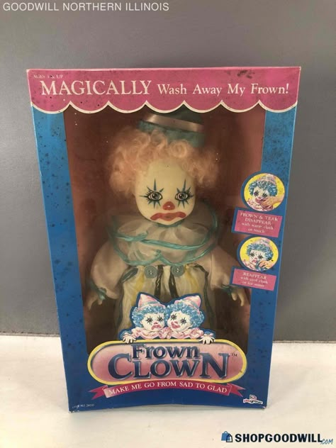 Vintage 1990s Frown Clown Doll NIB Wipe Away Tears/Smile - shopgoodwill.com Weird Doll Art, Peewees Playhouse Aesthetic, Rubberface Dolls, Clown Dolls Vintage, Porcelain Clown Dolls, 1960s Dolls, Clown Doll, Cute Clown, Vintage Clown