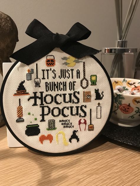 Cross Stitch Hocus Pocus, Hocus Pocus Cross Stitch Pattern, Hocus Pocus Cross Stitch Pattern Free, Hocus Pocus Embroidery, Hocus Pocus Cross Stitch, Cross Stitch Patterns Halloween, Cross Stitch Halloween, Cross Stitch Projects Ideas, Witch Cross Stitch