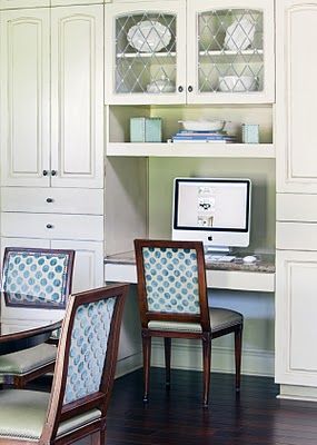 Love the glass cabinet cut outs. And the chairs. Pantry With Desk, Kitchen Built In Hutch, Pantry Desk, Working Pantry, Kitchen Desk Areas, Eating Nook, Computer Nook, Diy Office Desk, Kitchen Built In