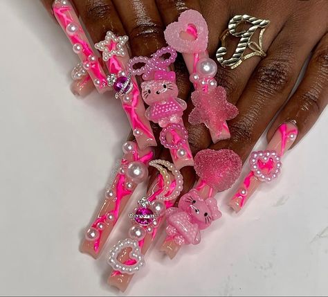 Long Chunky Nails, Chunky Nails, Junk Nails, Black Acrylic Nails, Hello Kitty Nails, Girly Acrylic Nails, Crazy Nails, Simple Acrylic Nails, Really Cute Nails