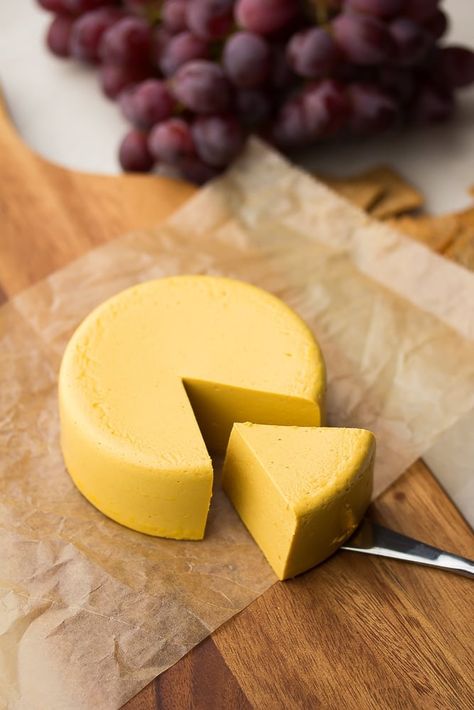 Vegan Cheddar Cheese is easy to make and perfect for sandwiches, crackers or a fruit and cheese platter! #vegan #plantbased Nora Cooks, Vegan Cheddar Cheese, Vegan Soul Food, Vegan Queso, Nut Cheese, Vegan Cheese Recipes, Cold Sandwiches, Snack Platter, Vegan Cheddar