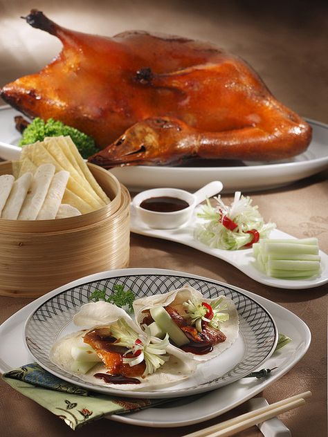 Peking Duck. #beijing #kiwibemine Peking Duck Photography, Pecking Duck, Duck Photos, China Vacation, Hotel Advertisement, Yum Cha, Peking Duck, Nice Food, Business Poster