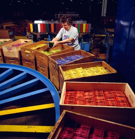 The Crayola Factory Crayola Factory, Make Potato Chips, Crayola Experience, Easton Pa, Maker Fun Factory, Dreamy Destinations, Child Hood, Fun Factory, Great America