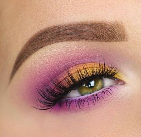 Eye Shadow Tutorial, Maquillage Goth, Shadow Tutorial, Make Up Designs, Bright Eye Makeup, Yellow Makeup, Trendy Eyeshadow, Purple Eye Makeup, Eye Makeup Steps