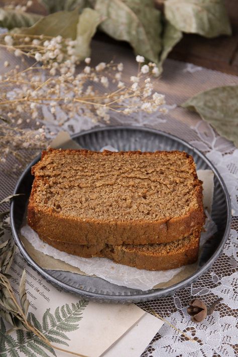 Dark Brown Sugar Buttermilk Spice Loaf - Beat Bake Eat Buttermilk Loaf Cake, Spice Pound Cake, Spice Loaf, Cooking Therapy, Snacking Cake, Dark Brown Sugar, Loaf Cakes, Cream Cheese Pound Cake, Fun Baking