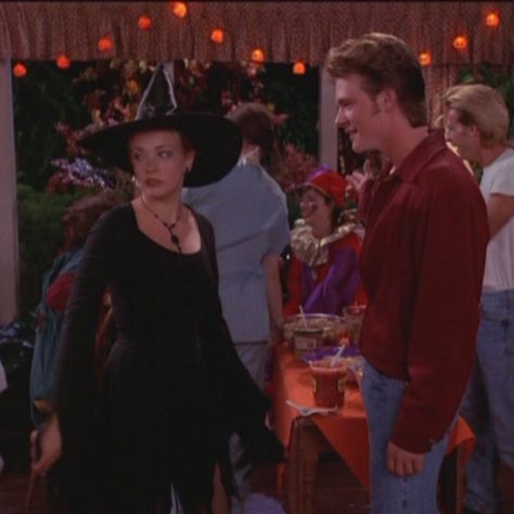 Sabrina And Harvey, Harvey Sabrina, The Fall Movie, Sabrina Witch, Sabrina The Teenage Witch, Melissa Joan Hart, Halloween Party Dinner, Cute Couple Halloween Costumes, Sabrina Spellman