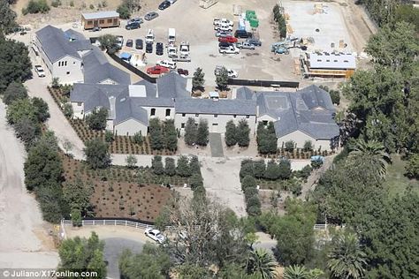 Where Do The Kardashians Live? Kim Kardashian’s House is Huge! Kim K House, Kim Kardashian House, Hidden Hills Home, Kris Jenner House, Kim Kardashian Home, Farmhouse Interior Doors, Kardashian House, Khloe Kardashian House, Kim Kardashian And Kanye West