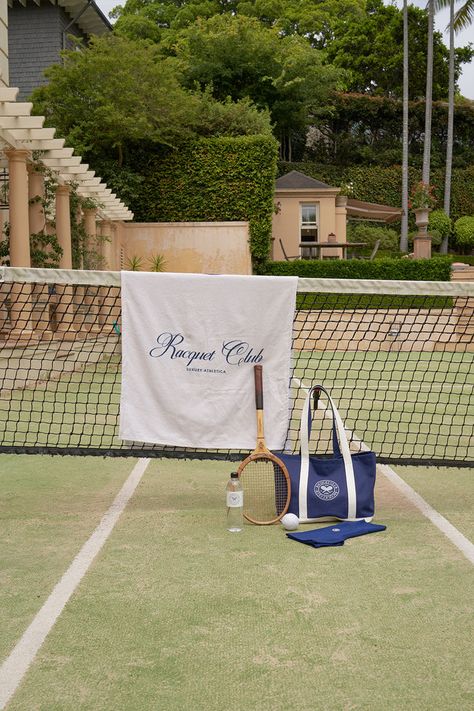 Sporty & Rich, Tennis Club Aesthetic, Old Money Tennis, Family Boating, Paige Lorenze, Country Club Aesthetic, Old Money Life, Tennis Girl, Tennis Aesthetic