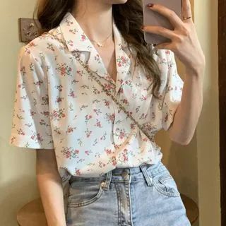 Suit Collar, Top Shirt Women, Student Fashion, Floral Print Shorts, Chiffon Shirt, Floral Chiffon, Floral Shirt, Short Sleeve Blouse, Fashion Prints