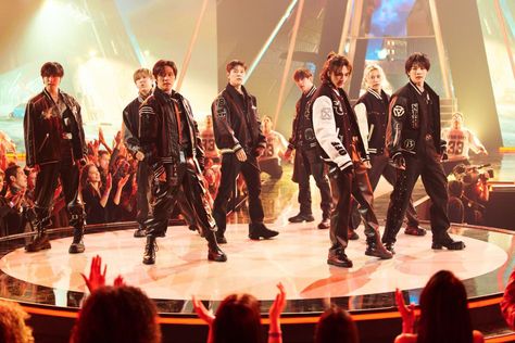 STRAY KIDS BOMB, [7 окт. 2024 в 10:15]
♠️Обновление X Stray Kids.

#STRAYKIDS #SKZ
🐴🍁[t.me/skzbomb]🍁🐴 Stray Kids Performance, Skz Concert, J-pop Music, American Music Awards, Youtube Kids, Homeless Children, Crazy Kids, Korean Street Fashion, Bye Bye