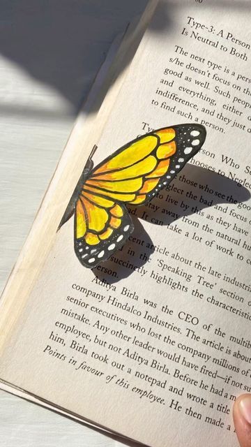 Butterfly Symbolism, Paint Room, Memory Ideas, Butterfly Bookmark, Creative Bookmarks, Little Butterfly, Painted Tote, Cute Bookmarks, Trending Art