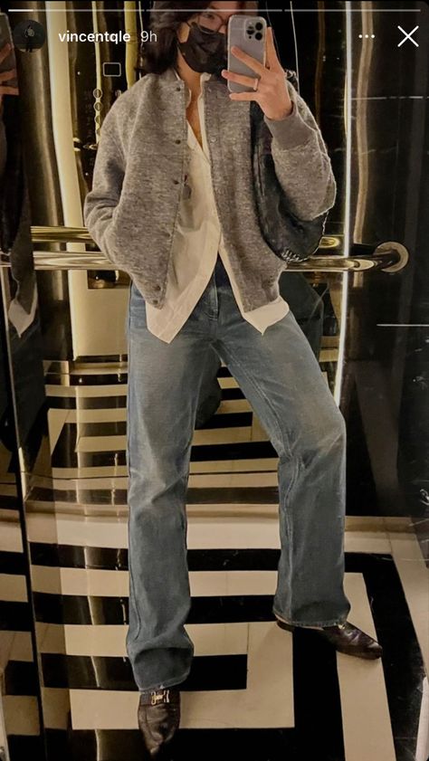 Grey Cardigan Outfit Men, Grey Jeans Outfit Men, Casual Luxury Outfits, Hermes Loafers, Grey Cardigan Outfit, Cardigan Outfit Casual, Outfit Blue Jeans, Random Core, Outfits With Grey Cardigan