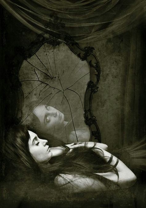 mirror Gothic Horror Monsters, Images Terrifiantes, Horror Room, Inner Mind, Horror Pictures, Honest Quotes, Dark Arts, Astral Projection, Incubus