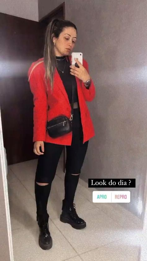 Outfits Con Blazer Rojo Formal, Blazer Rojo Outfit Casual, Outfit Blazer Rojo, Combat Boot Outfits, Blazer Outfits Casual, Blazer Outfits For Women, Fiesta Outfit, Black Jeans Outfit, Outfit Mujer