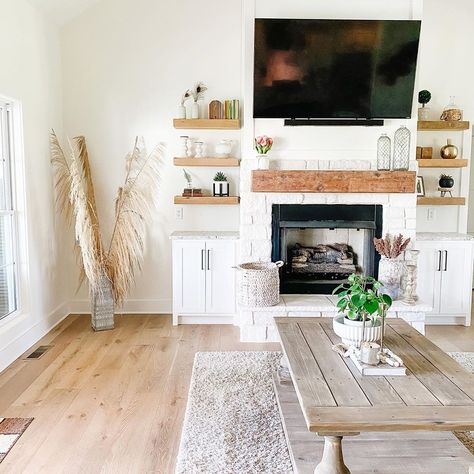 204 Likes, 6 Comments - Aeron Smith Westbrook (@thewestbrookfarmhouse) on Instagram: “It’s so refreshing when you wake up and realize it’s Friday! Happy Friday sweet friends! Enjoy your…” Fall Mantle Decor With Tv, Mantle Decor With Tv, Mantle Decor With Tv Above, Chimney Decor, White Brick Fireplace, Living Room Mantle, Fall Mantle Decor, Built In Shelves Living Room, Fireplace Shelves