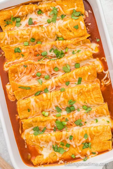 Bean and Cheese Enchiladas - Ready in 20 minutes Cheese Enchiladas Recipe, Bean And Cheese Enchiladas, Slow Cooker Black Beans, Mexican Night, Vegetarian Enchiladas, Confort Food, Homemade Enchilada Sauce, Homemade Enchiladas, Enchiladas Recipe