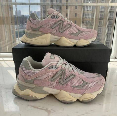 New Balance 9060 Pink - grey gray like new great deal must see New Balance 9060 Pink, New Balance Sneakers Mens, Pink New Balance, Birthday Shoes, Grey New Balance, New Balance 9060, Shoes New Balance, New Balance Black, White Shoes Sneakers