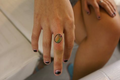 olive tattoo by https://www.deviantart.com/cxsr9 on @DeviantArt Starry Night Tattoo, Olive Tattoo, Sound Waves Design, Sister Tat, Night Tattoo, Unique Wrist Tattoos, Wedding Shoes Sandals, Wedding Ring Tattoo, Tattoo Wedding Rings