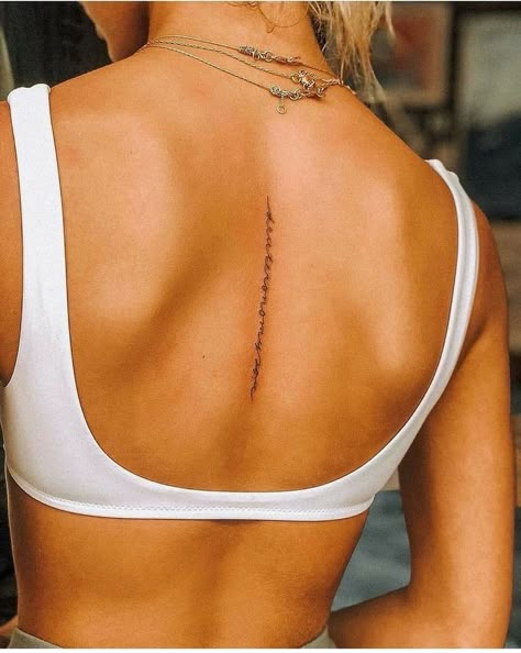 Image in Tatoo 🎨 collection by Zoé on We Heart It 12 Tattoos, Tattoo Placements, Small Girl Tattoos, Inspiration Tattoos, Spine Tattoos For Women, Butterfly Tattoos, Tiny Tattoo, Spine Tattoo, Back Tattoo Women