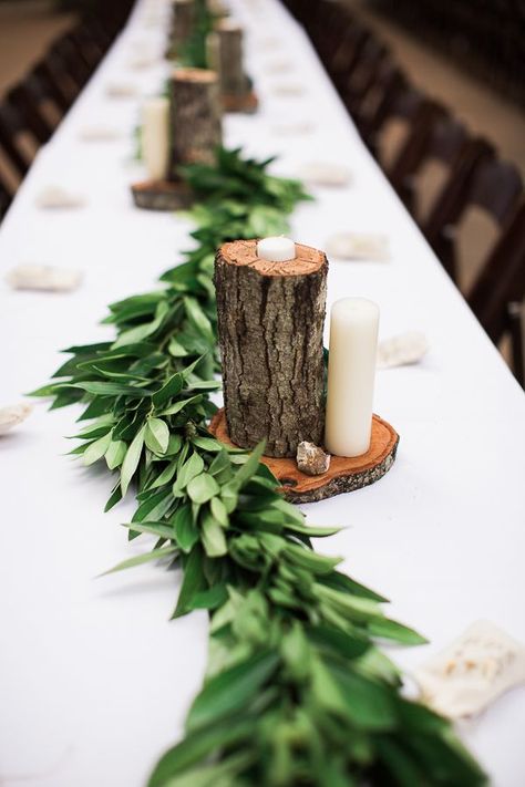 Rustic Wedding Details, table decorations for an outdoor rustic modern wedding Sweet Table Decorations, Rustic Wedding Details, Fall Wedding Diy, Rustic Modern Wedding, Tafel Decor, Decor Photography, Fall Wedding Centerpieces, Rustic Wedding Centerpieces, בר מצווה