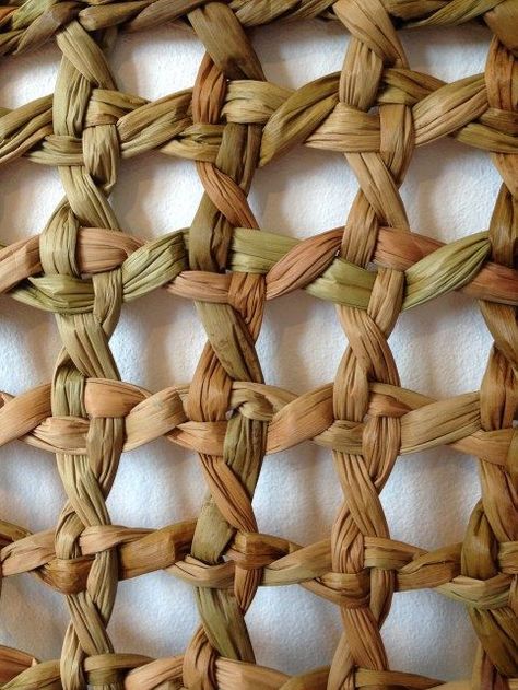 Rush Weaving, Harakeke Weaving, Culture Crafts, Rush Baskets, Gallery Architecture, Weaved Basket, Flax Weaving, Willow Weaving, Washing Basket