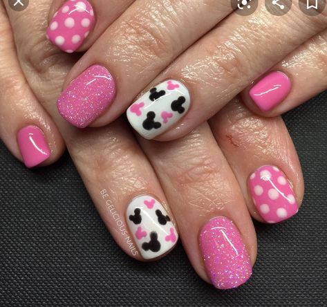 Disney World Nails, Minnie Nails, Minnie Mouse Nail Art, Disney Themed Nails, Disneyland Nails, Disney Christmas Nails, Mouse Nails, Disney Nail Designs, Mickey Mouse Nails