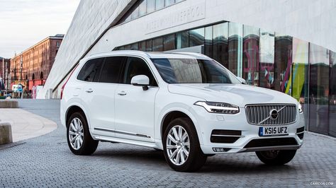 Volvo XC90 (UK-Spec) Inscription (Ice White) 2016 Accountant Life, White Volvo, White Suv, Motivational Board, Volvo Xc, Lovely Car, Cute Car Accessories, Volvo Cars, White Car