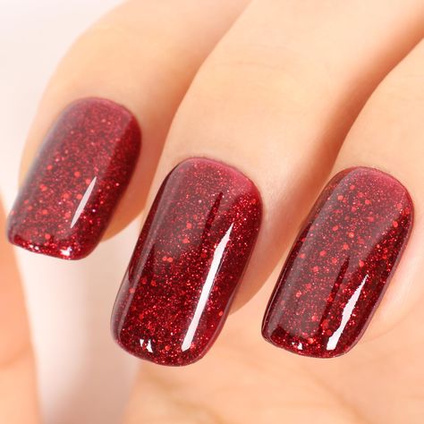 PRICES MAY VARY. 💅Red Gel Nail Polish:Sparkly Red gel nail polish,easy to diy nail art.Red glitter gel polish is an ESSENTIAL for everyone! 💖Environmental & Healthy: 13 Toxin Free Ingredient makes it healthy and low odor. No harsh ingredients or adhesives that lead to damaged nails. 🤳Easy Application and Good Tenacity. With proper application, last at least 21 Days. 🎨Speed Curing with LED Nail Lamp: The gel nail polish kit need to be cured under LED light. Base and Top coat required. Average Cute Gel Christmas Nails, Christmas Subtle Nails, Sparkly Nails Red, Ruby Red Nails Designs, No Chip Nails Designs, Red Foil Nails, Elegant Christmas Nails Classy Holidays, Red Fall Nail Designs, Holiday Gel Nails