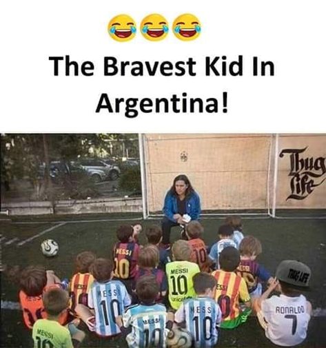 Funny Soccer Memes, Soccer Jokes, Brave Kids, Soccer Memes, Soccer Funny, Sports Memes, Football Memes, Football Funny, Some Funny Jokes