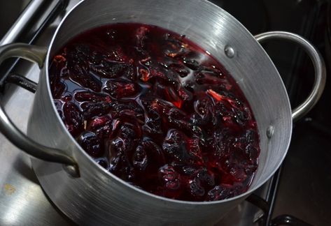 Nigerian Zobo Drink Recipe, Zobo Drink, Hey Friend, Popular Drinks, Organized Chaos, Drink Recipe, Me First, Smoothie Recipes Healthy, Last Post