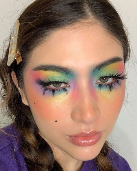 Colorful Makeup Looks, Funky Makeup, Hair Mistakes, Pride Makeup, Face Art Makeup, Graphic Makeup, Swag Makeup, Ethereal Makeup, Dope Makeup