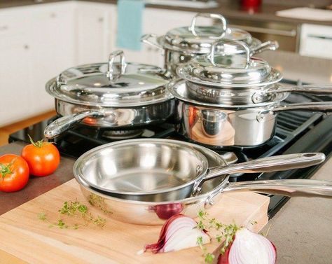 20% off your Made in USA Kitchenware 360 Cookware order with promo USALOVE #deals #pans #kitchenware #cookware #cook #usalovelisted Non Toxic Cookware, Kitchen Remodel Cost, Kitchen Ware, Stainless Steel Cookware, Usa Products, Pan Set, Cookware Set, Thanksgiving Table, Kitchen Items