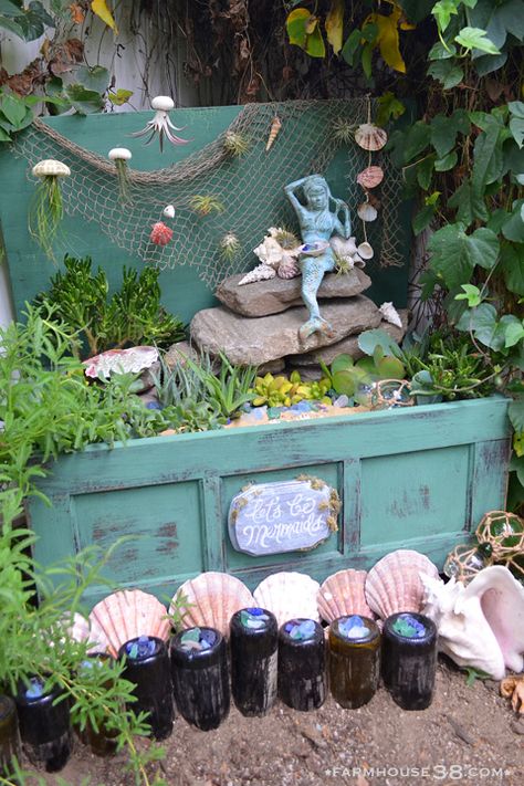 Summer Garden Ideas, Mermaid Garden, Beach Fairy Garden, Disney Garden, Seaside Garden, Fairy Garden Designs, Backyard Beach, Outdoor Living Design, Coastal Gardens