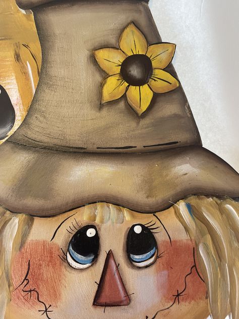 Scarecrow Faces Painted On Wood, Scarecrow Face Paint, Gnomes Painting, Thanksgiving Painting, Halloween Yard Displays, Diy Watercolor Cards, Fall Goodies, Halloween Gourds, Scarecrow Face