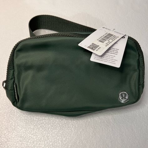 Lululemon Everywhere Belt Bag Medium Forest/Dark Forest Green New With Tags See Stock Photo For Color Details And Accuracy Bag Dimensions: 19cm X 5.5cm X 13cm (7.5" X 2" X 5") Belt Strap Length When Fully Extended: 106cm (41.7”) Volume: 1l Mesh: 100% Polyester Lining: 100% Polyester Body: 100% Nylon 100% Authentic Nonsmoking Home Tags: Crossbody Fanny Pack Lulu Belt Bag Green Waist Pack Hip Pack Green Lululemon, Lululemon Bags, Lululemon Everywhere Belt Bag, Everywhere Belt Bag, Pink Belt, Forest Green Color, Travel Purse, Festival Bag, Dark Forest Green