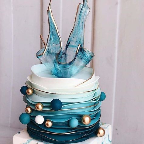 Baking hues of 💙 Something Blue and Classic Blue in one decadent cake playing with isomalt! . . . Cake: @duchess.bake #cakeoftheday #classicblue #fondant #fondantcake #isomalt #buttercream #coloroftheyear2020 #swissmeringue #feedfeed #foodgasm #dessert #2020wedding #weddingcake #cakedesign #foodstagram #cakecakecake #StrictlyWeddings Fondant Wedding Cakes, Amazing Desserts, Cake Studio, Beautiful Birthday Cakes, Wedding Cakes With Cupcakes, Cream Cakes, Crazy Cakes, Fashion Cakes, Elegant Wedding Cakes