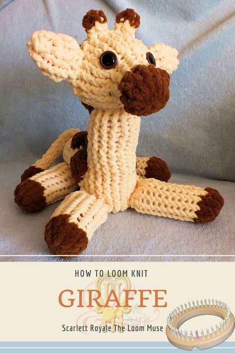 Learn to loom knit a giraffe on any 24 peg loom!!! Loom Animals, How To Loom Knit, Loom Knitting For Beginners, Knit Loom, Round Loom Knitting, Circle Loom, Crop Top Knit, Loom Hats, Loom Knitting Tutorial