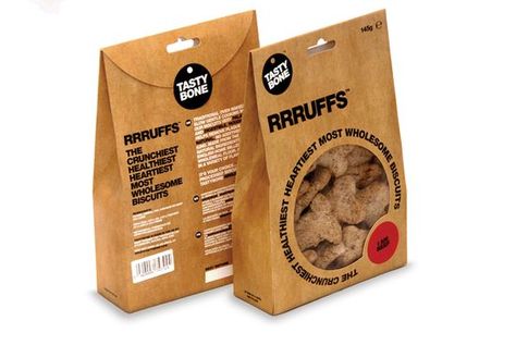 BestFriends_RRRUFFS_img5 Dog Treat Packaging, Pet Food Packaging, Biscuit Packaging, Biscuits Packaging, Dog Cookies, Dog Biscuits, Food Packaging Design, Tea Packaging, Beverage Packaging