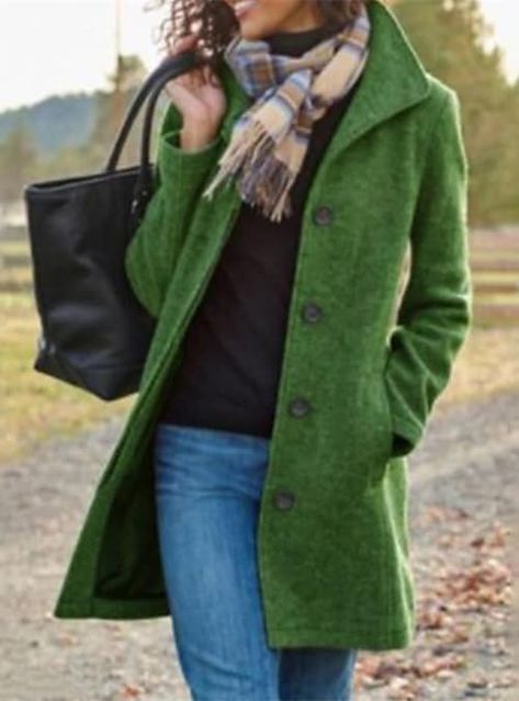 Daily Street Style, Mode Mantel, Wool Coat Women, Single Breasted Coat, Winter Outerwear, Wool Peacoat, Green Coat, Woolen Coat, Samoa