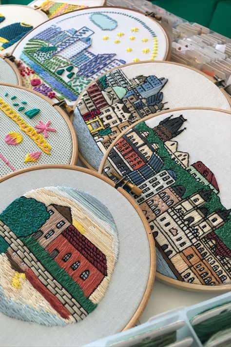 Embroidered Cityscape, Architecture Embroidery, Architectural Embroidery, Monogram Cross Stitch, Pottery Ornaments, Embroidery Stitching, Hand Painted Fabric, Baby Embroidery, Punch Needle Embroidery