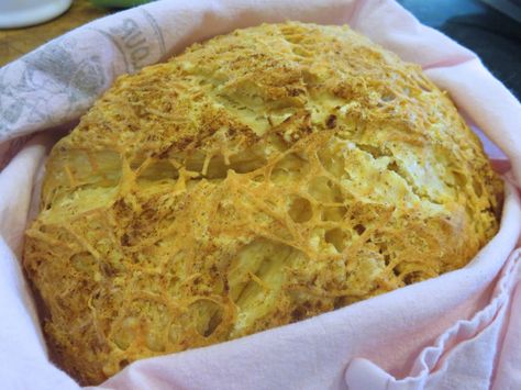 Sour Cream and Chive Damper (Australian Bread) Recipe - Food.com Sour Doe Bread, Australian Damper Bread, Dutch Oven Pumpernickel Bread, Baking Bread Over Campfire, Bread On Campfire, Damper Recipe, Australian Bush, Kitchen Oven, Australian Food