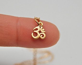 Ohm Necklace Gold or Silver Om Aum Charm by SimpleAndLayered Gold Pendants For Men, Om Necklace, Om Charm, Spiritual Necklace, Yoga Necklace, Beginning And End, Antique Jewellery Designs, Gold Mangalsutra Designs, Gold Chain Design