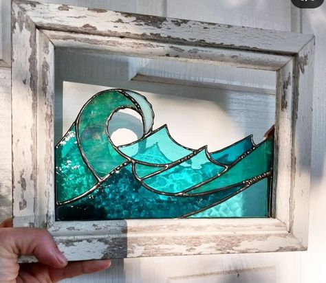 Glass Gallery Design, Resin Stained Glass Art, Sea Glass Window Art Diy, Gallery Glass Ideas, Beach Stained Glass Ideas, 3d Stained Glass Art, Easy Stained Glass Ideas, Stained Glass Tutorial, Ocean Stained Glass Patterns