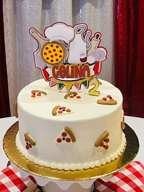 Pizza Party Birthday Cake, Pizza Theme Birthday Cake, Pizza Cake Topper, Pizza First Birthday Pictures, Pizza Party Cake Ideas, Pizza Cake Ideas, Pizza Smash Cake, Pizza Theme Cake, Pizza Cake Design