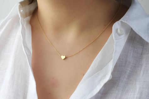 Dainty Heart Necklace, Small Heart Necklace, Delicate Silver Necklace, Diamond Cross Necklace Gold, Hackensack Nj, Heart Necklace Gold, Tiny Heart Necklace, Flower Girl Necklace, Minimalist Jewellery