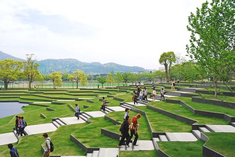 Kyushu Sangyo University Landscape Design Plans Architecture, Modern Landscape Design, Easy Landscaping, Landscape Architecture Design, Landscaping Supplies, Kyushu, Landscape Plans, Traditional Landscape, Landscaping Tips