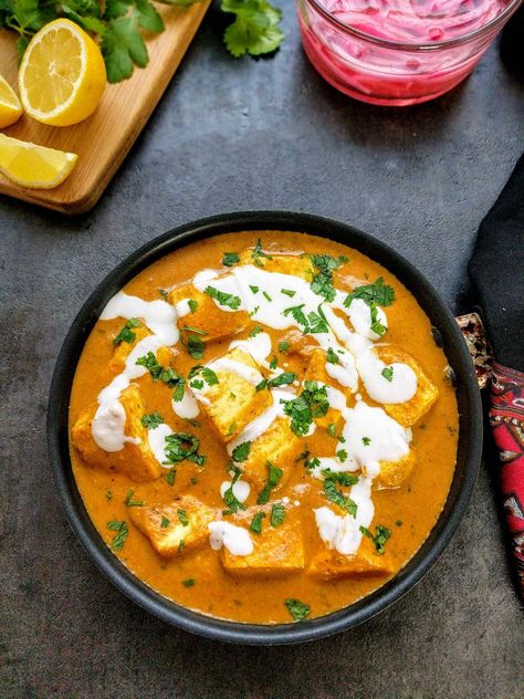 Paneer Butter Masala is made by cooking soft pieces of Paneer in a rich, creamy and aromatic gravy made of butter, onions & tomatoes. Homemade Paneer, Butter Paneer, Butter Masala Recipe, Paneer Makhani, Paneer Butter Masala, Restaurant Style Recipes, Paneer Dishes, Butter Masala, Paneer Recipe