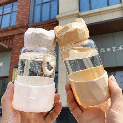 Kawaii Water Bottle, Water Bottle Cute, Eco Friendly Bottle, Trendy Water Bottles, Ceramic Dinnerware Set, Cute Water Bottles, Wooden Bear, Reusable Bottle, Water Bottle Design